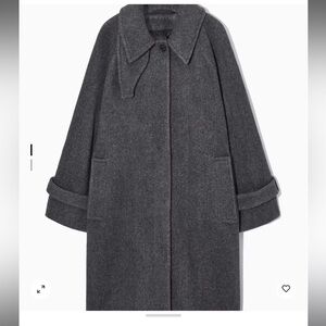 ‼️sold‼️COS oversized rounded coat